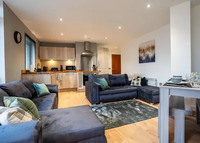 Modern 2br With Balcony - Sleeps 8 * Leeds (West Yorkshire)