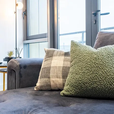 Modern 2br With Balcony - Sleeps 8 Lägenhet Leeds (West Yorkshire)